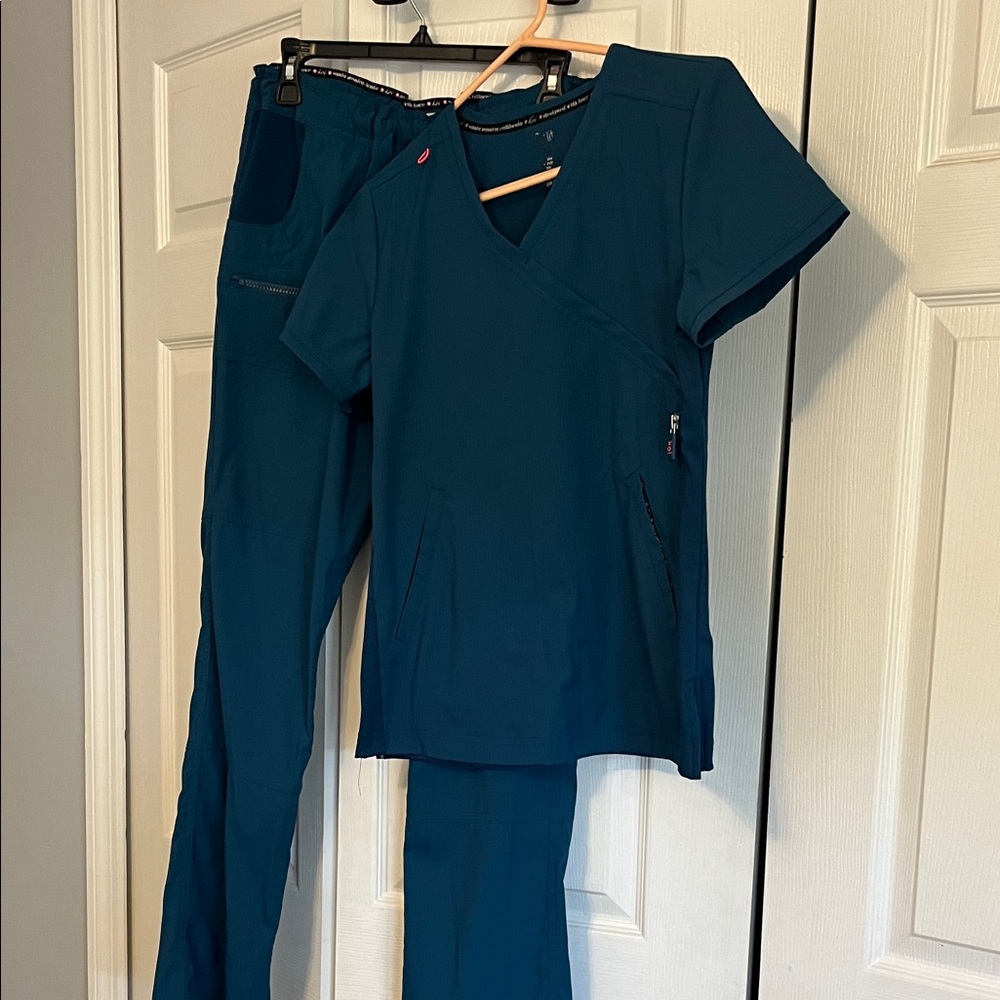 Teal Scrub Set